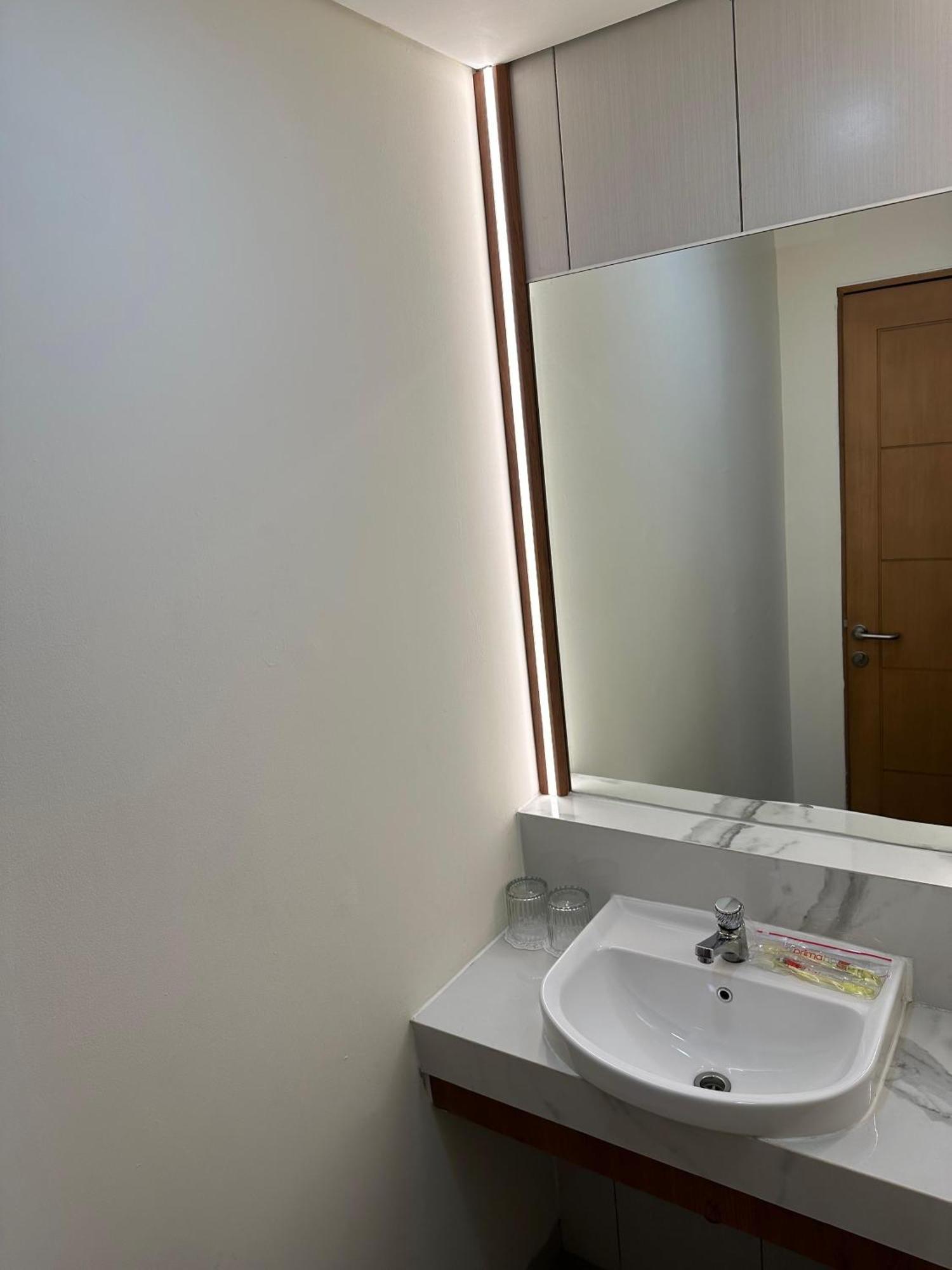 D'Primahotel Jemursari Surabaja Exteriér fotografie