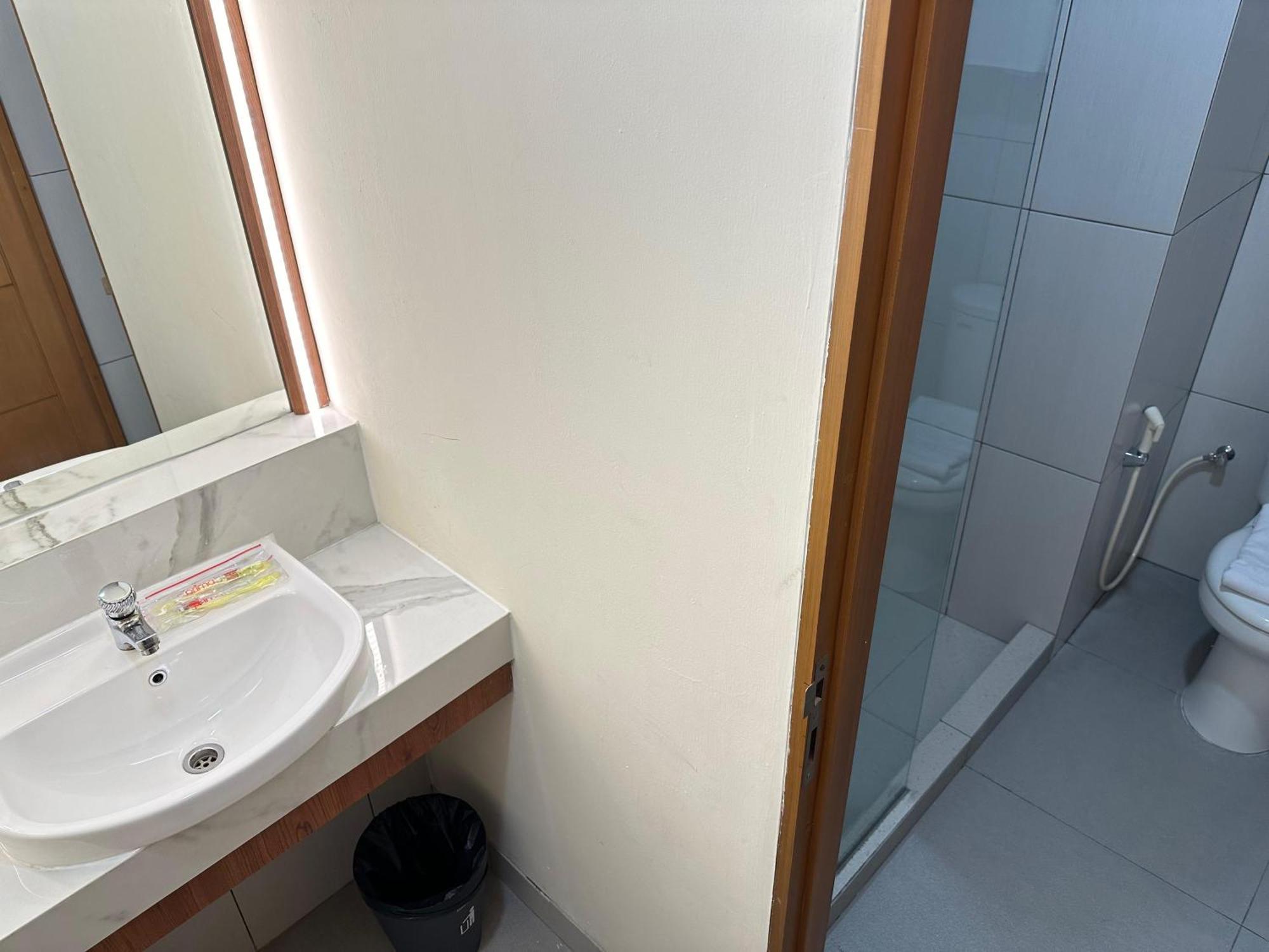 D'Primahotel Jemursari Surabaja Exteriér fotografie