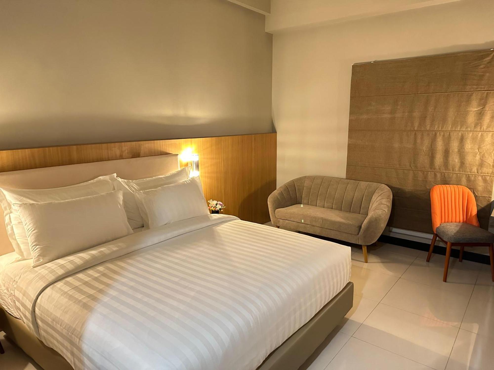D'Primahotel Jemursari Surabaja Exteriér fotografie