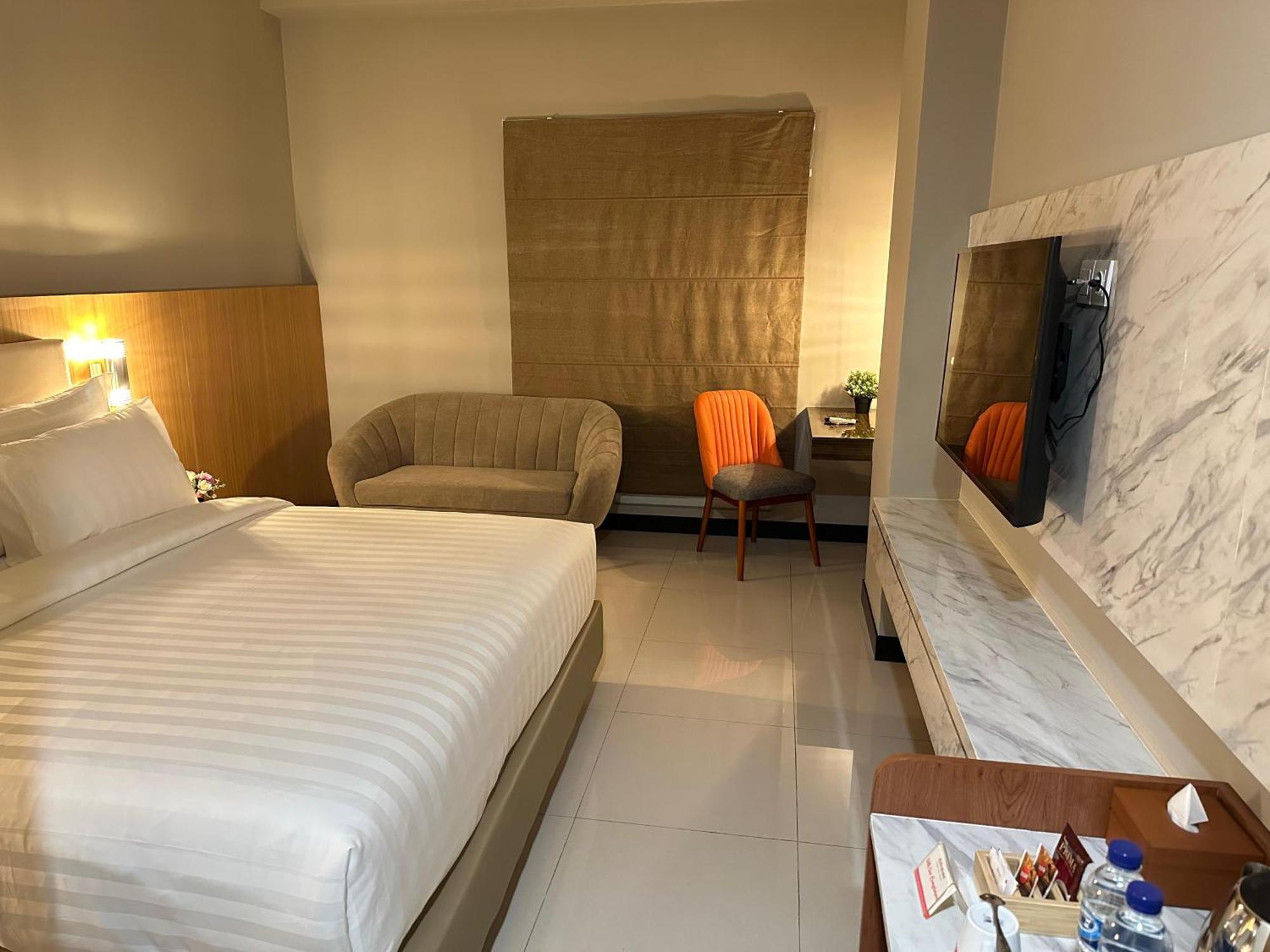 D'Primahotel Jemursari Surabaja Exteriér fotografie