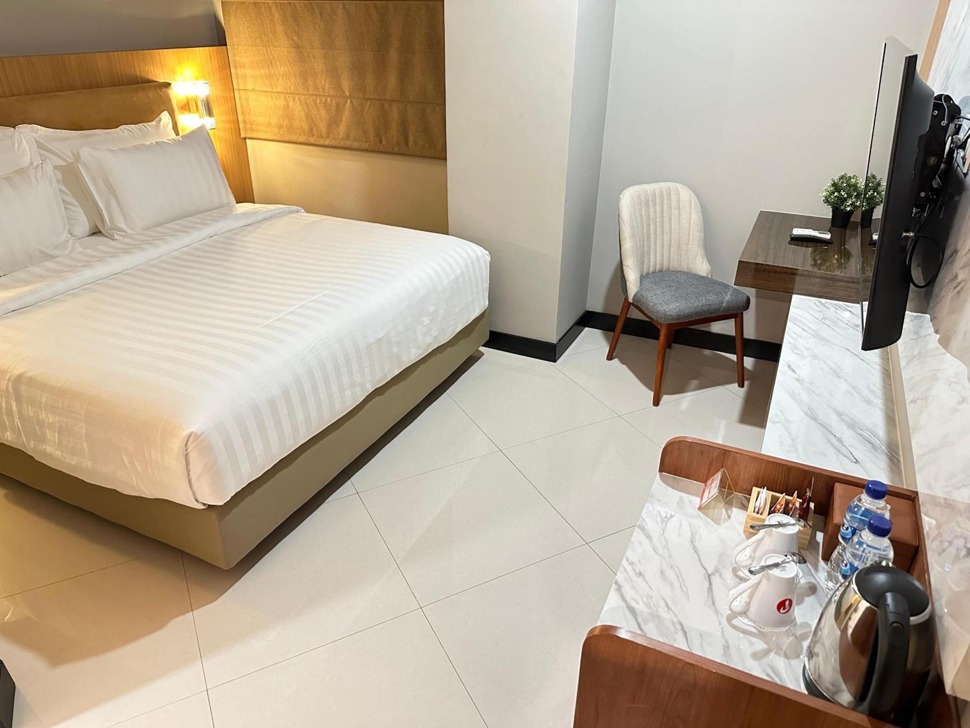 D'Primahotel Jemursari Surabaja Exteriér fotografie
